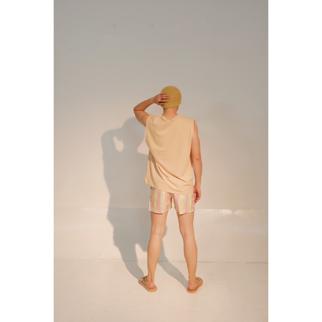 Áo ba lỗ nam cộc tay màu nude và quần Hung Tubes
