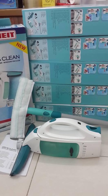 Máy lau kính Leifheit cầm tay  có kèm gậy nối dài