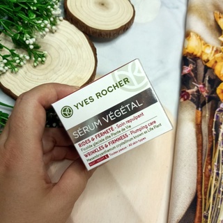 Kem trẻ hóa ngày Serum Vegetal Rides & Fermete Yves Rocher