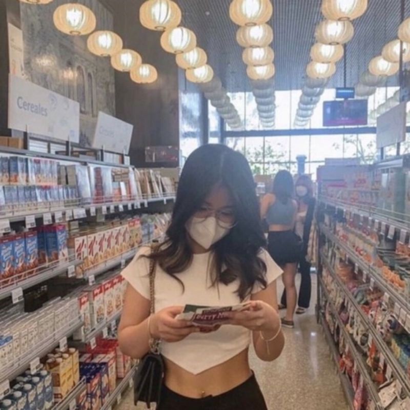 Áo Croptop Tay Ngắn Lai Nhọn 3 Màu Đen Trắng Xanh Lá Phong Cách Hàn Quốc