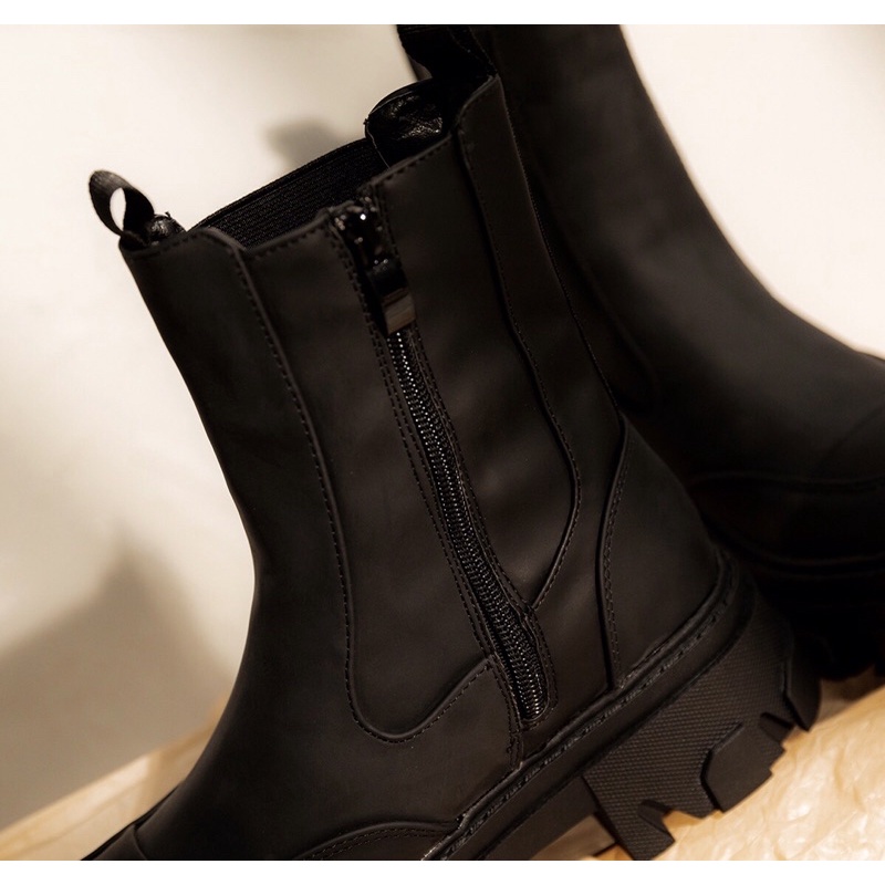 Chunky boots tráng cao su . xuất uk