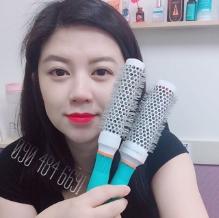 Lược tròn sấy tóc Moroccanoil