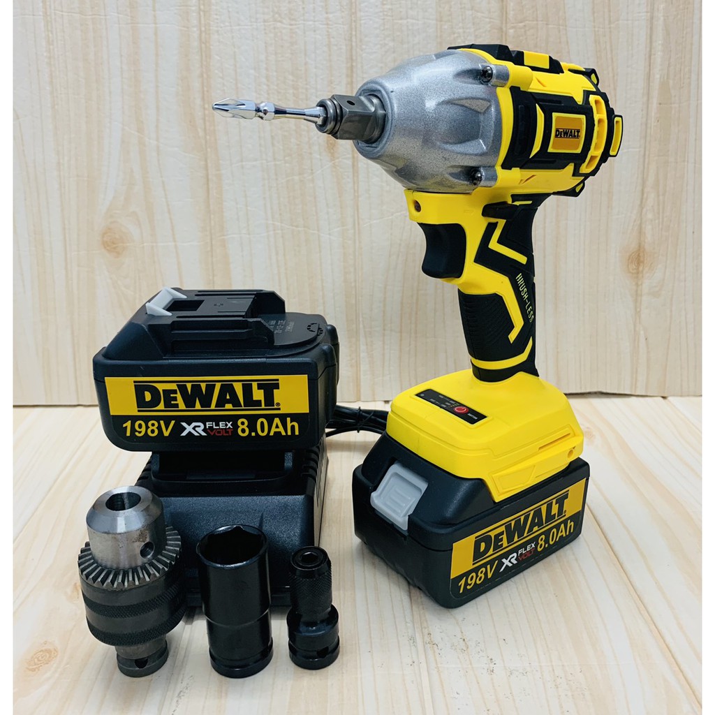 Máy siết bulong dùng pin không chổi than 198V Dewalt - Tặng kèm 01 đầu chuyển bulong sang khoan + 01 đầu chuyển bắt vít