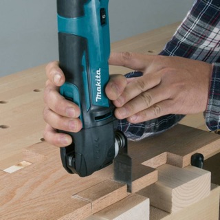 Máy cắt Makita TM30DZ