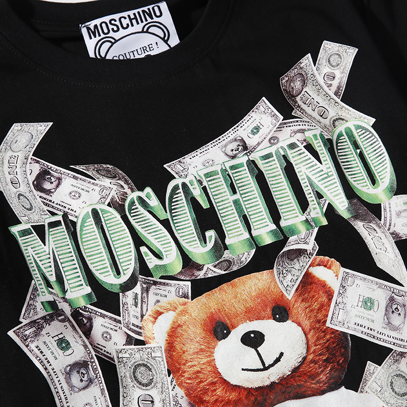 Áo thun tay ngắn in hình gấu Moschino may mắn thời trang