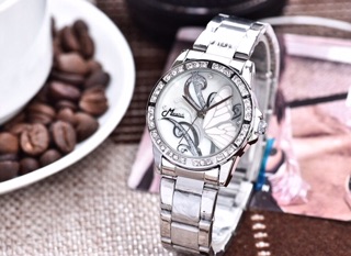 ĐỒNG HỒ NỮ MWATCH THÁI LAN VIỀN ĐÁ