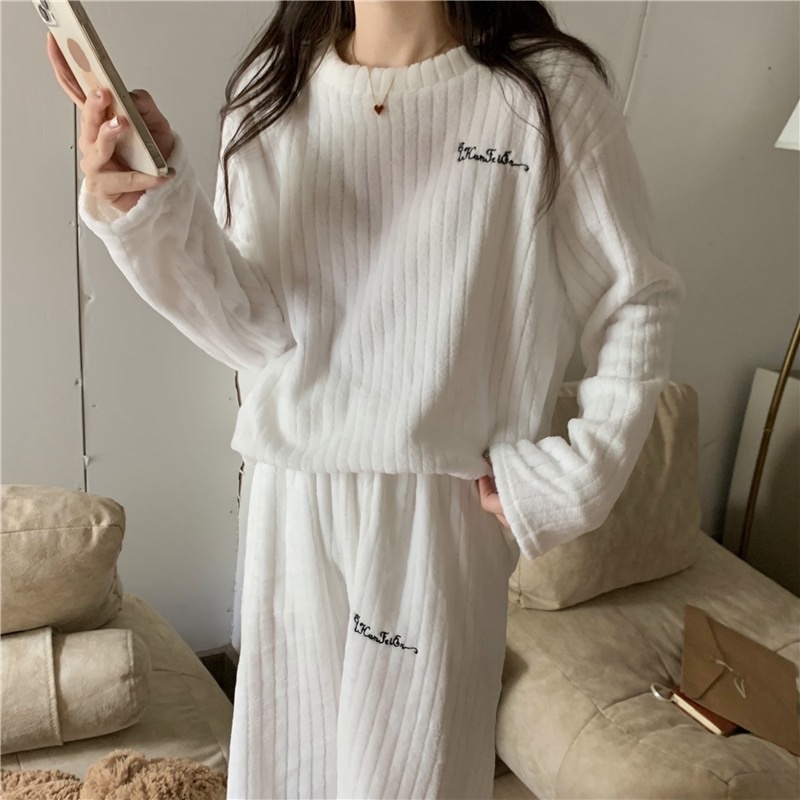 Bộ Đồ Ngủ Lông Tăm FreeSize , Bộ Nỉ Bông Tăm Giữ Nhiệt Mặc Nhà Siêu Ấm