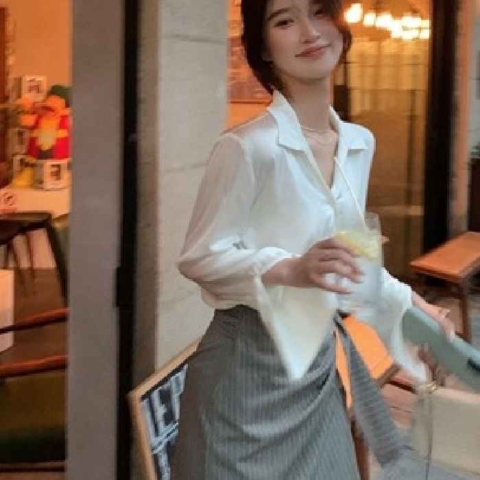 Áo sơ mi cổ bẻ chữ V/ Chân váy ngắn PERTY phong cách Hàn Quốc trẻ trung dành cho nữ