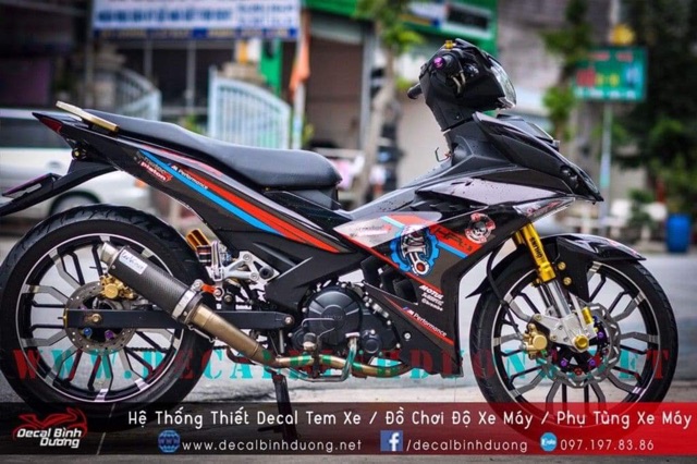 Tem exciter 150 HP4 xanh đen crom