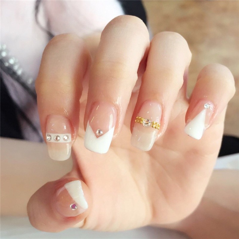 Set 24 móng tay giả, nail giả cô dâu đính đá, charm cao cấp màu sắc nhẹ nhàng