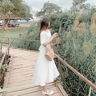 Đầm váy freesize trắng cổ tròn thắt eo