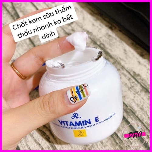 Kem dưỡng ẩm vitamin e Thái lan, kem vitamin e Thái lan nắp xanh chính hãng khối lượng 200g