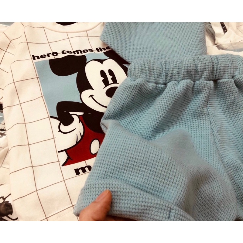 Bộ HM kèm yếm cho bé trai