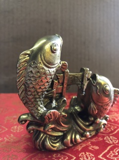 Cá vượt vũ môn bằng đồng đặc