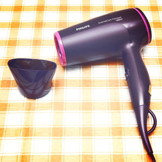 Máy sấy tóc Philips 1600W BHD002 (có sấy mát)