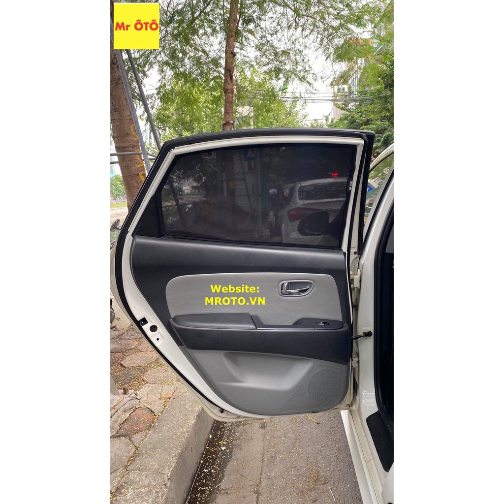 RÈM CHE NẮNG NAM CHÂM CHO XE HYUNDAI AVANTE . BẢO HÀNH 2 NĂM TOÀN QUỐC