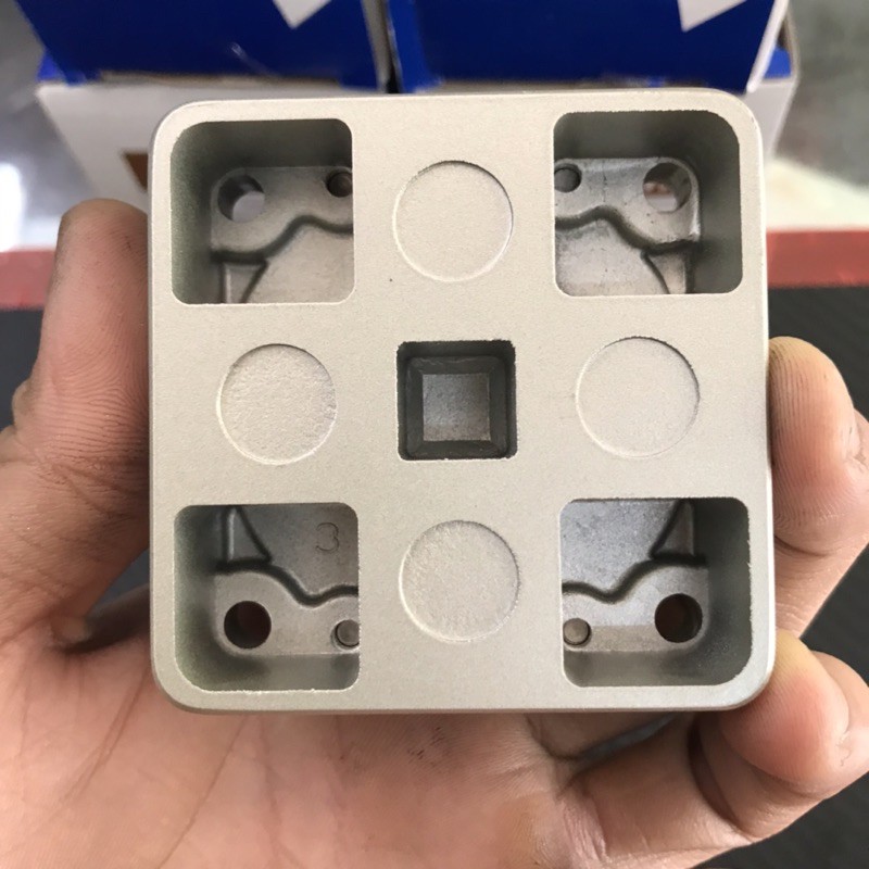 Van Gạt Tay Khí Nén AIRTAC 4HV230-08
