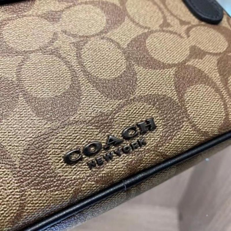 Túi Coach  men Camear
