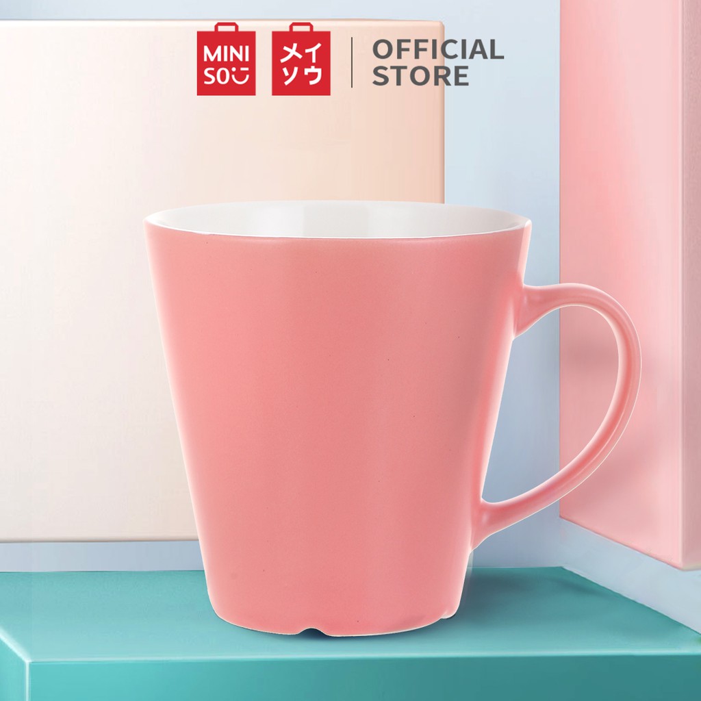 Cốc nước Miniso có tay cầm màu sắc đáng yêu 350ml (Hồng/Xanh)