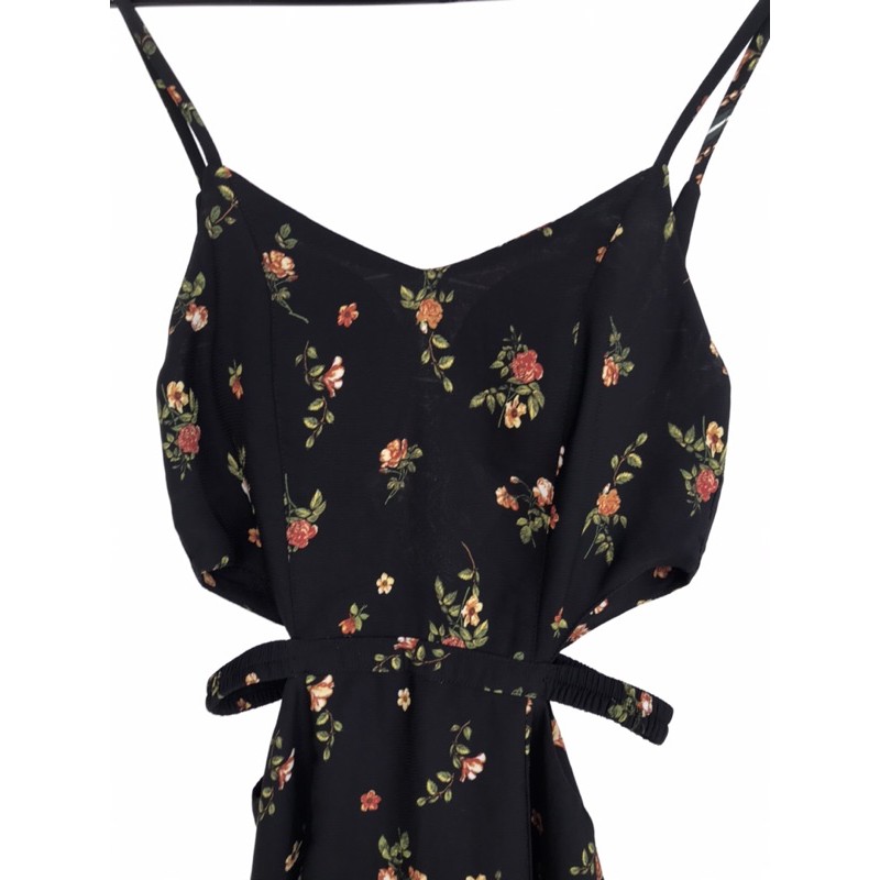 Đầm maxi hoạ tiết thổ cẩm