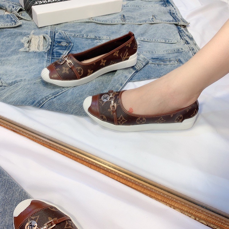 Giày bệt da mềm, đế chống trượt