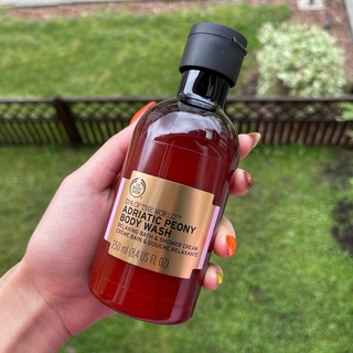 The body shop adriatic peony bath & shower cream - kem tắm spa of the world™ 250ml