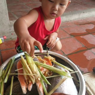 Ruốc cá hồi sapa mẹ Bi