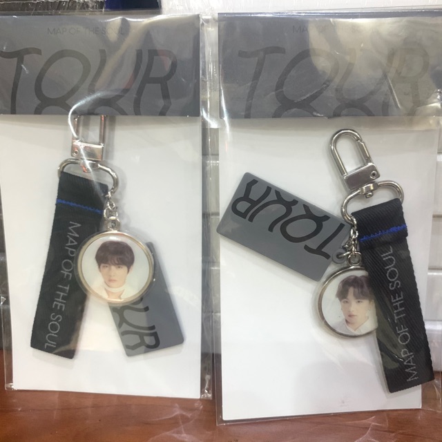 Keyring BTS V SUGA HÀNG OFFICIAL MOTS 7