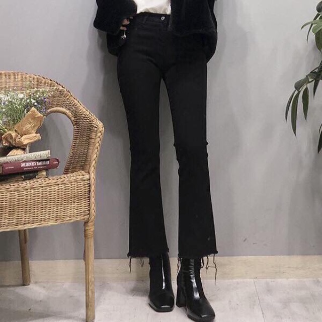 Quần jeans loe 9 tấc