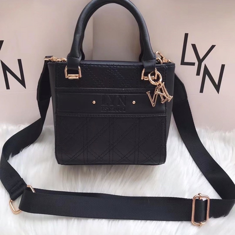 Túi L.Y.N lady quai cầm sz16cm