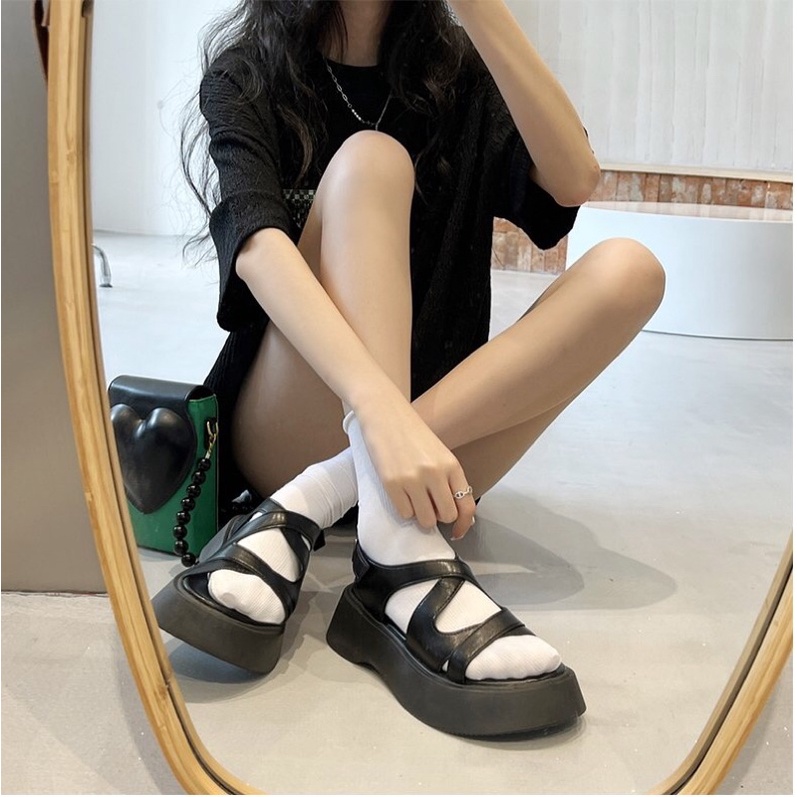 Dép Sandal Nữ Ulzzang LOẠI 1 - Giày Sandal Nữ Đi Học Quai Đan Chéo Màu Đen Chất Liệu Da PU Đế Cao