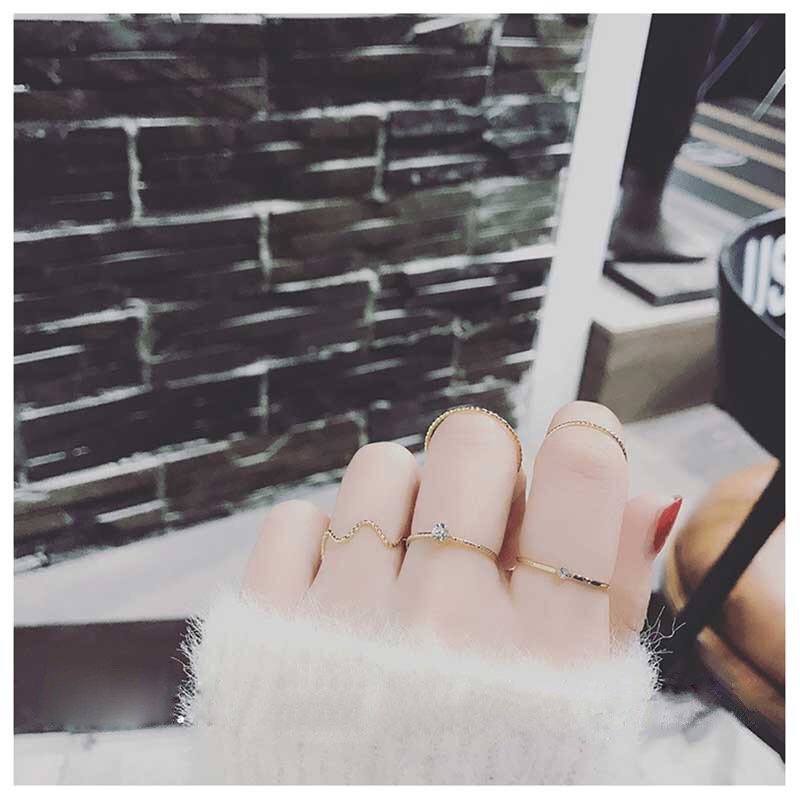 Bộ Nhẫn Kết Hợp Năm Mảnh Kết Cấu Kim Loại Đơn Giản Cá Tính