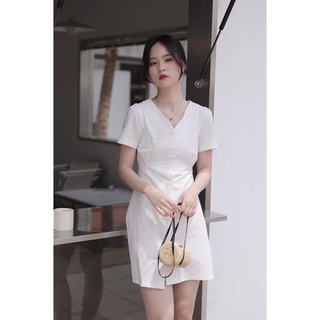 Váy trắng cổ tim basic mặc đi làm, đi chơi