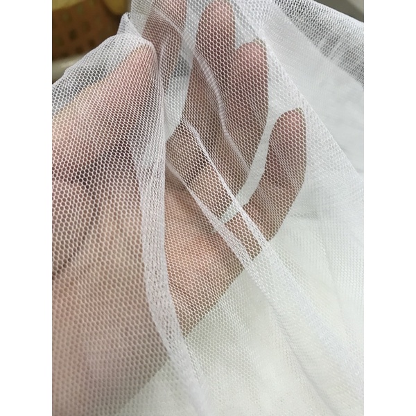 Vải lưới trắng kem mềm mịn co dãn -khúc 1m m5(khổ 1m5)