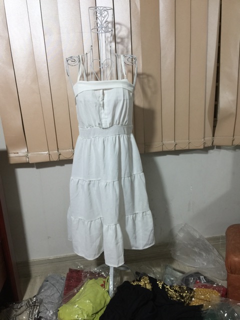1 Đầm 2 dây trắng | BigBuy360 - bigbuy360.vn