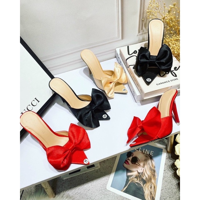 Giày gót nhọn 9cm bản Nơ to xinh xắn hót cho các nàng.