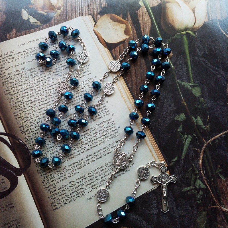 Catholic Vòng cổ Chuỗi Hạt Pha Lê Màu Xanh Dương Hình Thánh Benedict Medal