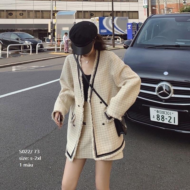 Set áo khoác cổ V viền phối tưa sợi + chân váy ngắn dáng chữ A chất dạ tweed - cực sành điệu