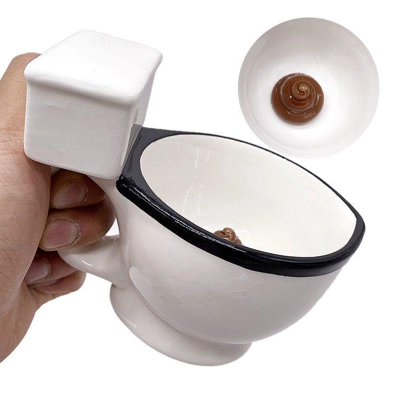 Ly Uống Nước Hình Bồn Cầu Sáng Tạo Độc Đáo