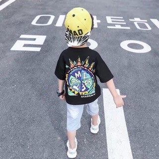 Set áo phông đen quần bò cho bé trai