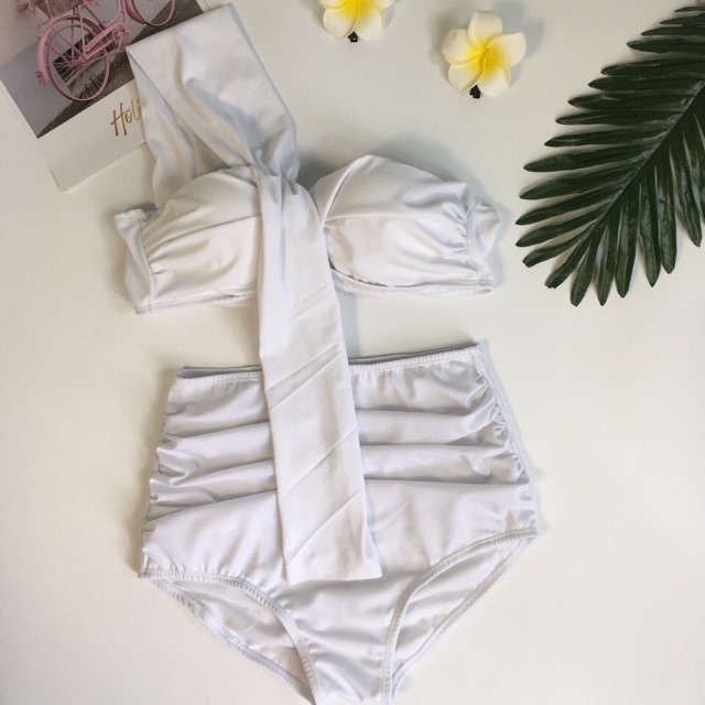 Bikini cúp ngực lệch vai trắng