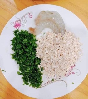 YẾN MẠCH ÚC