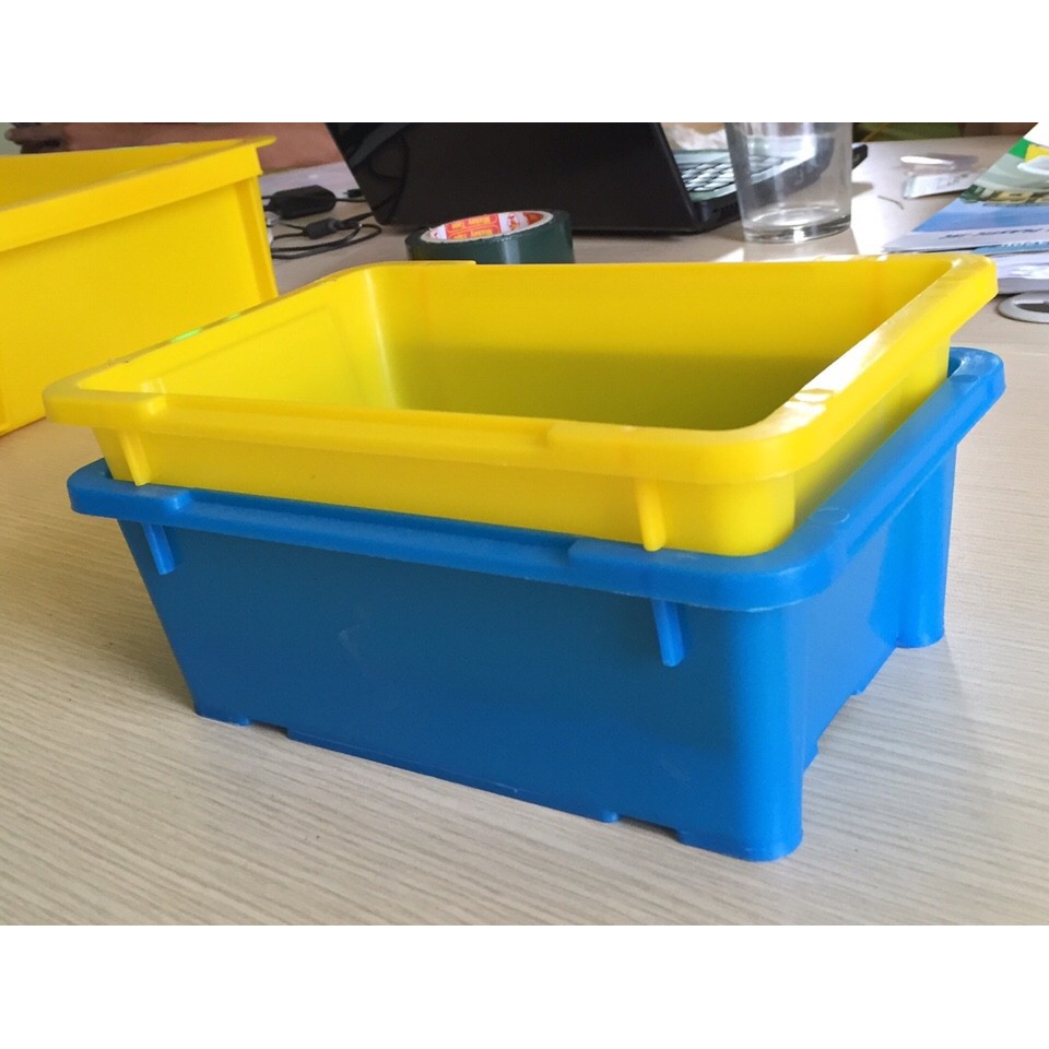 Khay nhựa A4 - KT: 235*150*80 mm
