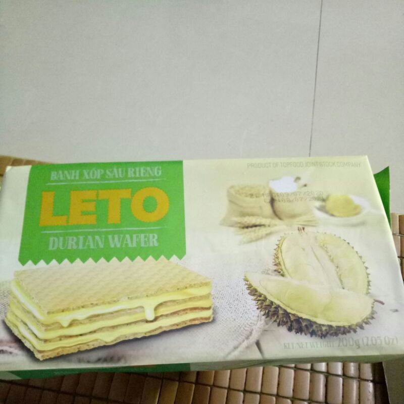 Bánh xốp sầu riêng Leto 200g