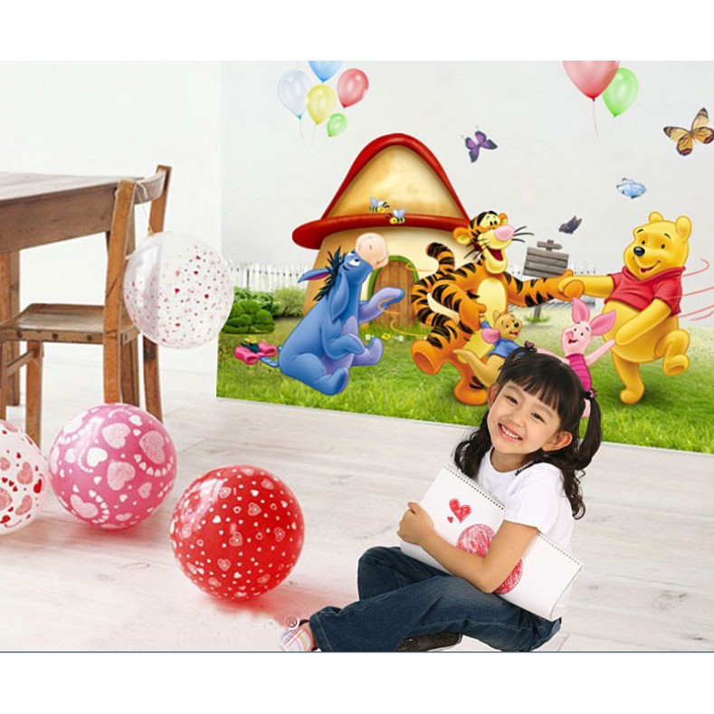 Decal trang trí tường Gấu POOH vui vẻ cùng các bạn ở nhà Nấm