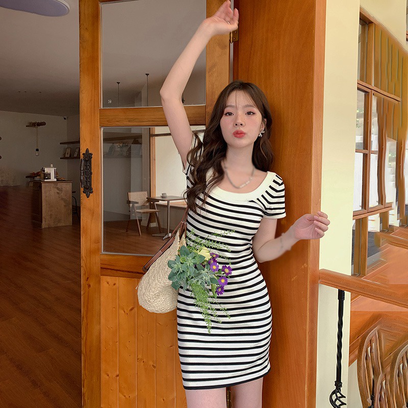 Đầm Ôm Ngắn Tay Họa Tiết Kẻ Sọc Thời Trang Hàn Quốc Cho Nữ