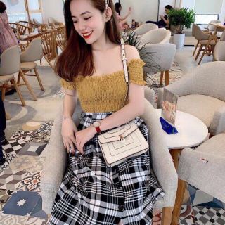 ÁO BẸT VAI NHÚN