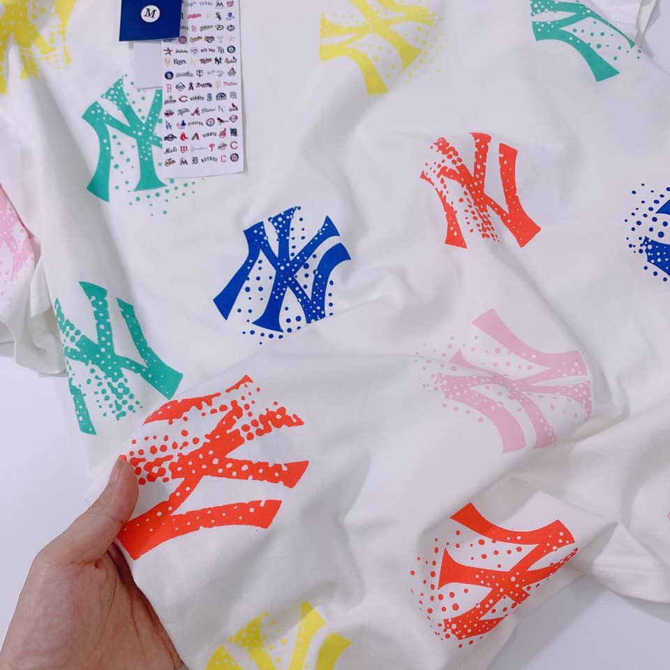 Áo thun nữ from rộng phông thêu chữ sắc màu hàng cotton 4 chiều