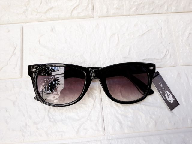 Kính Rue 21 hàng chuẩn auth, có mail mua hàng chính hãng