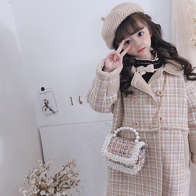 Túi đeo chéo đính ngọc trai giả thời trang dành cho các bé